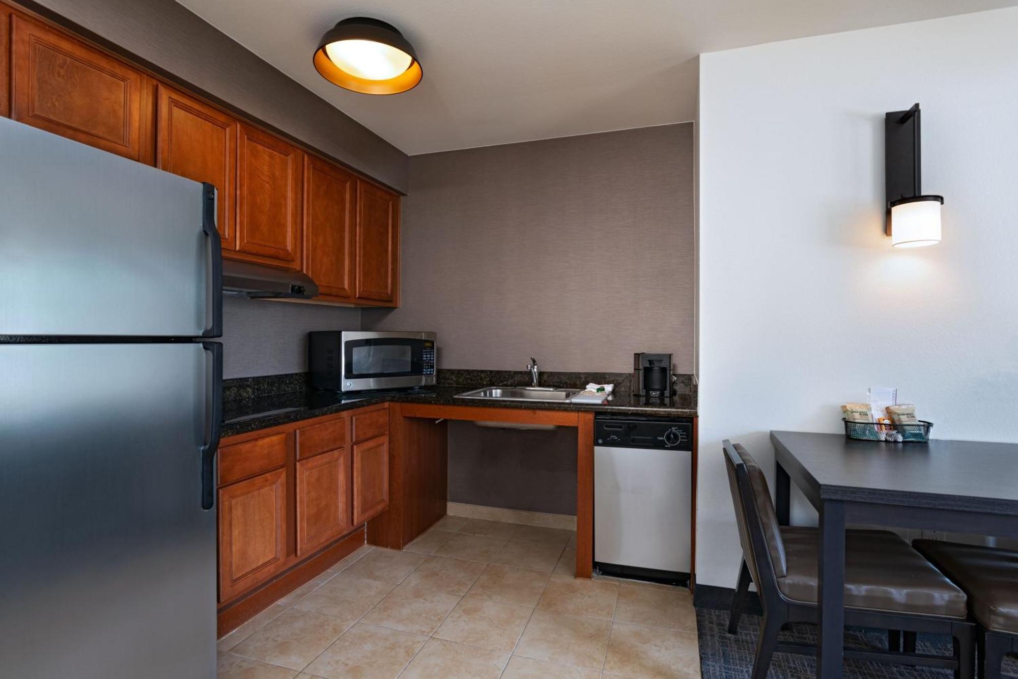 Residence Inn Beaumont Hotel 3*